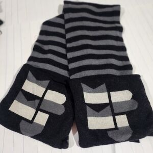 MARC by Marc jacobs 💯 Authentic Wool 8 by 68 inches